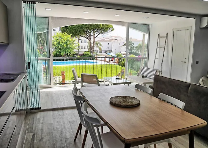 Neenies - Carabeo Luxury Apartmán Nerja